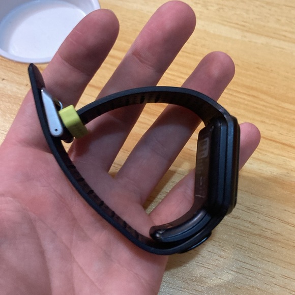 5 for $20 Tomtom runners watch - Picture 5 of 6